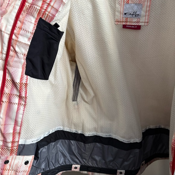 Oakley Red White Plaid Ski Jacket Size L | Y2K Ski Core Snowboard Coat - Picture 7 of 7